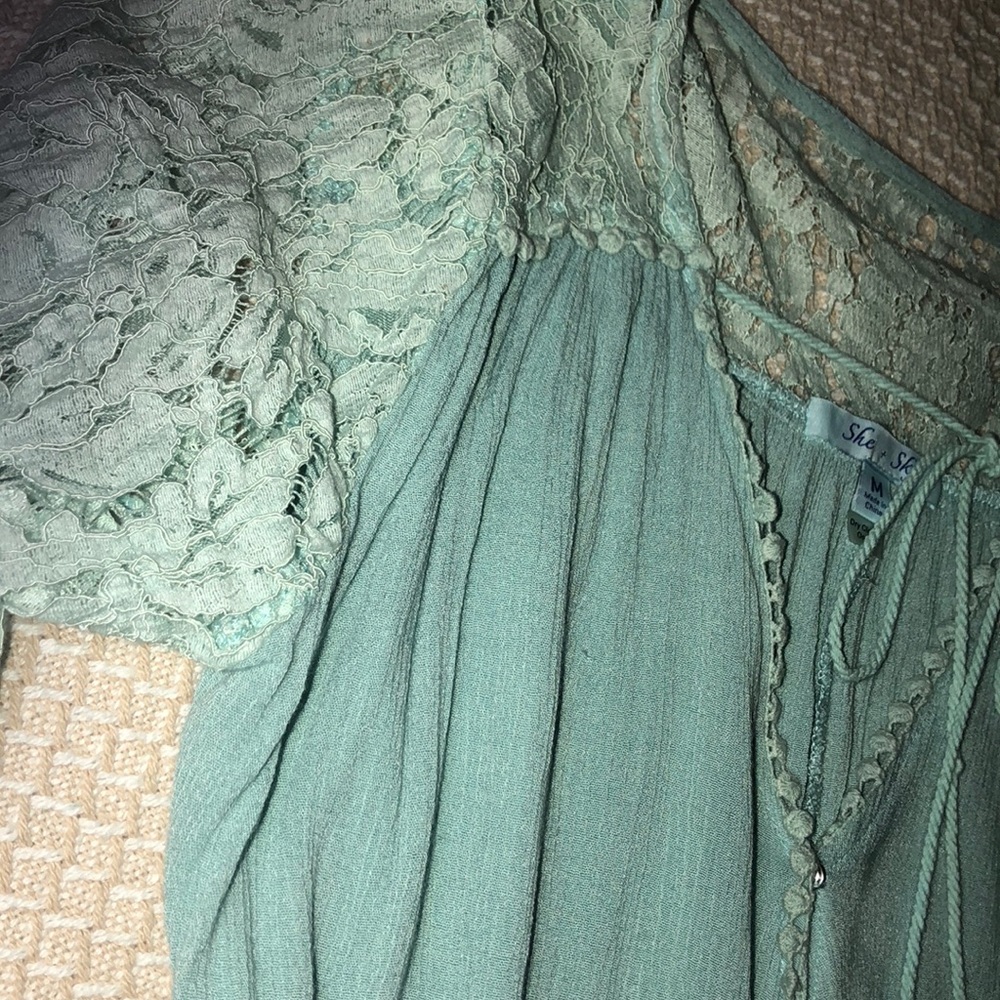 Lace Tunic - Picture 7 of 7